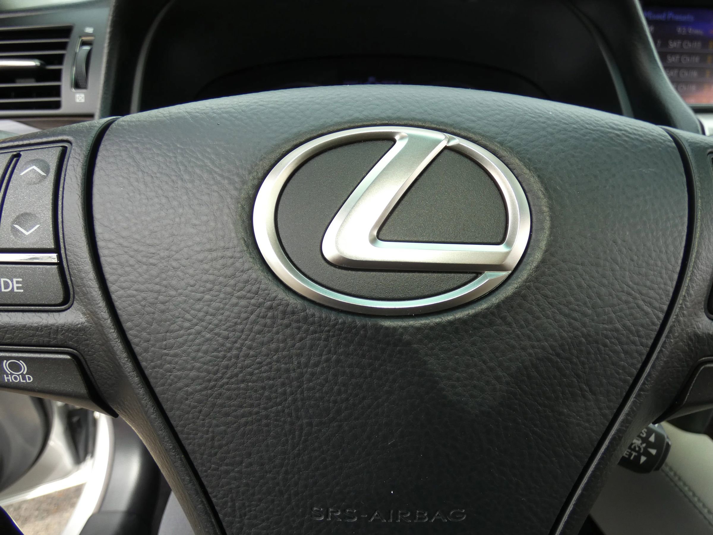 Used 2016 Lexus LS 460 w/ Comfort Package image 84