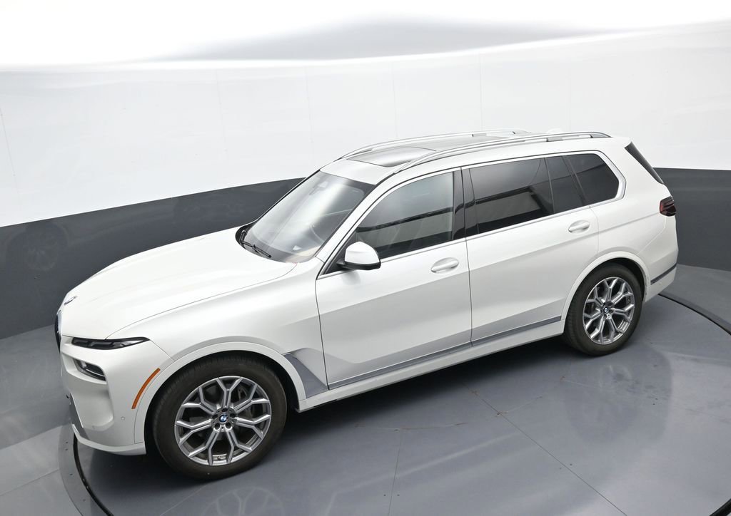 Used 2025 BMW X7 xDrive40i image 34