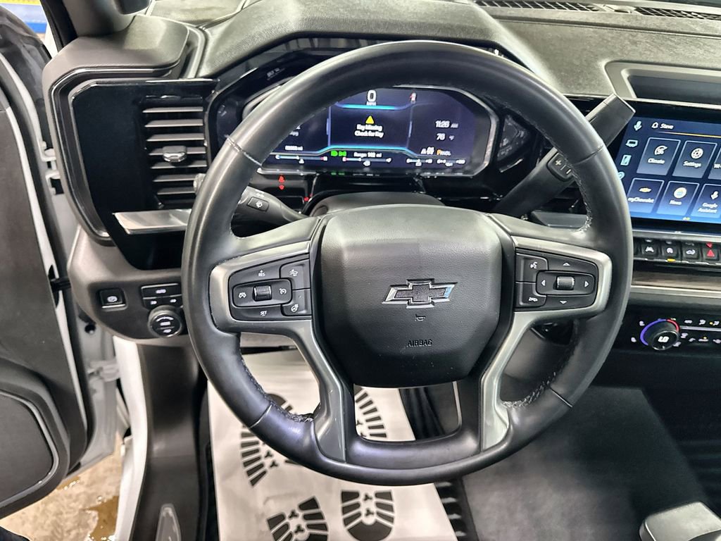Used 2024 Chevrolet Silverado 1500 RST image 17