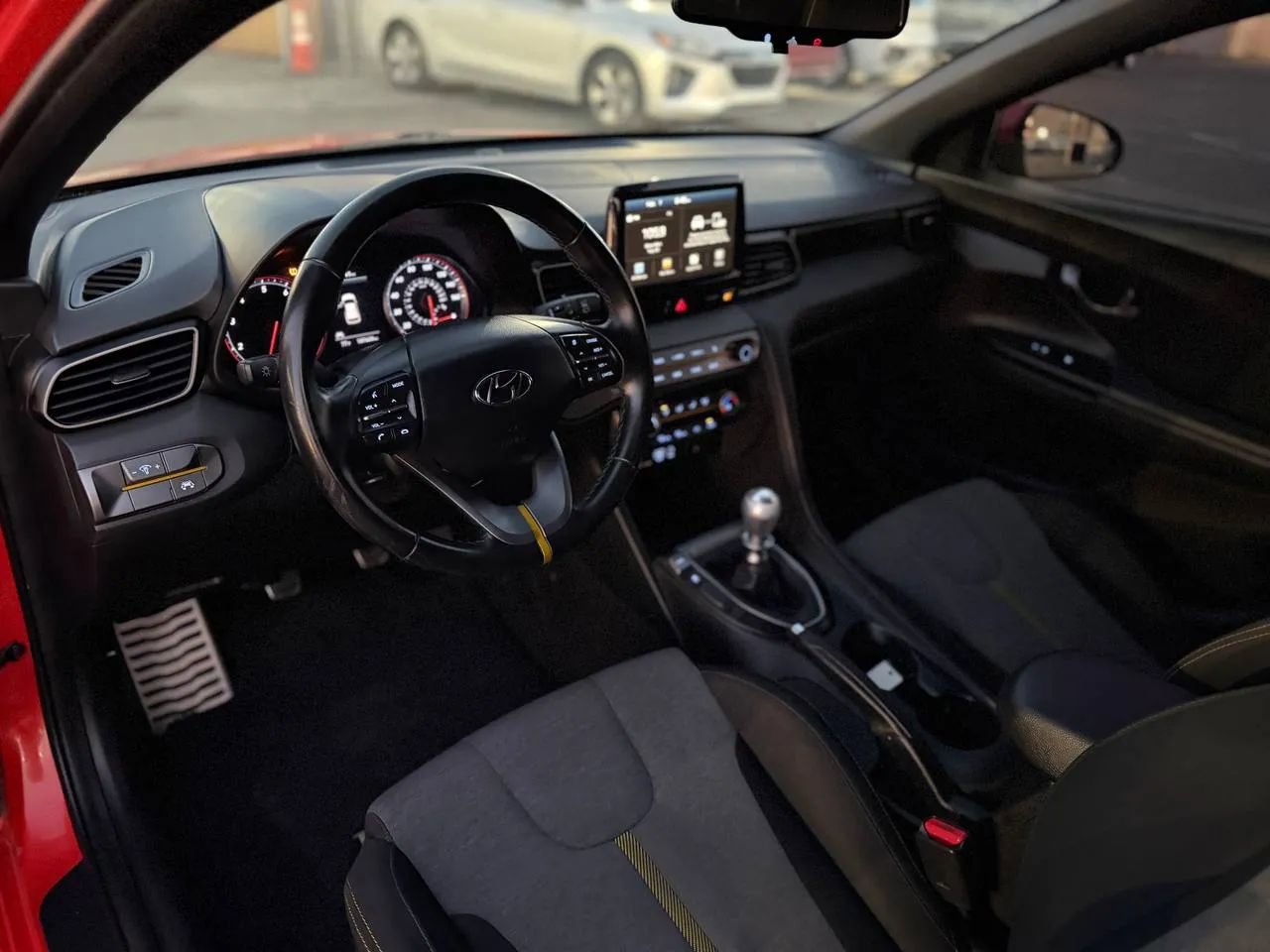 Used 2019 Hyundai Veloster Turbo R-Spec FWD image 21