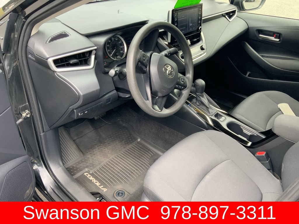 Used 2020 Toyota Corolla LE FWD image 11