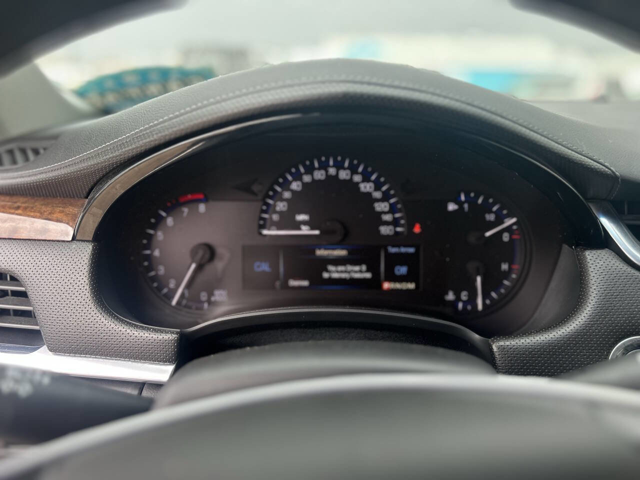 Used 2016 Cadillac XTS Luxury image 30