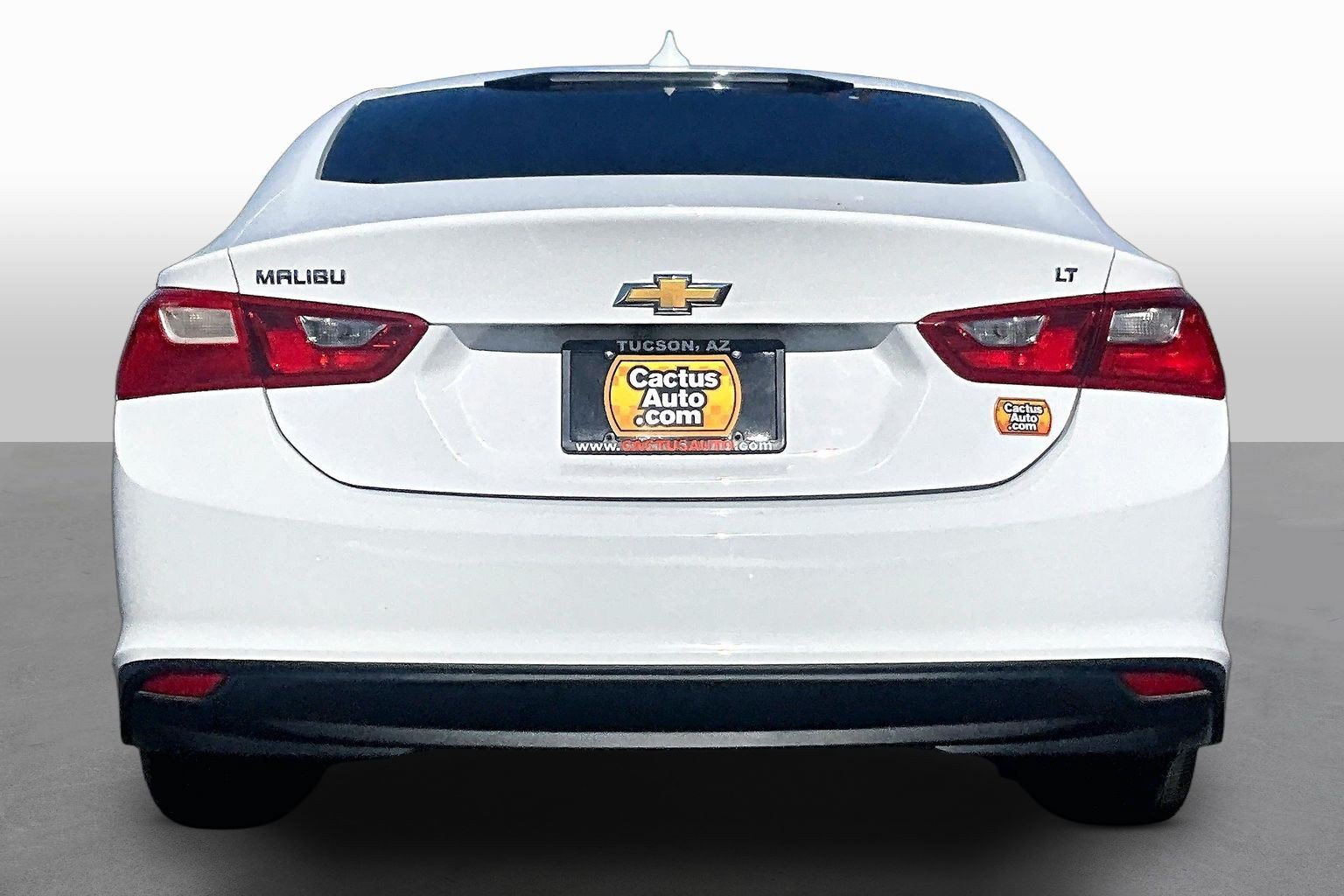 Used 2018 Chevrolet Malibu LT FWD image 4