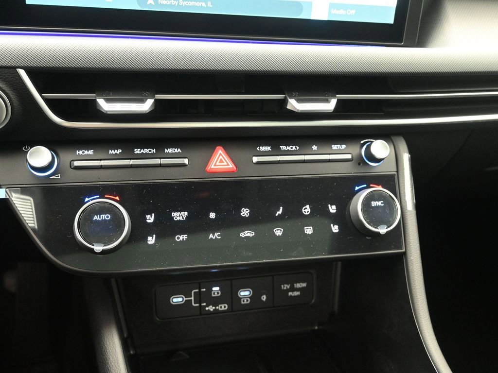 New 2026 Hyundai Sonata Limited image 18