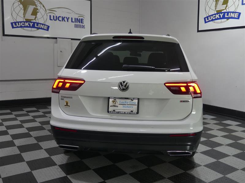 Used 2019 Volkswagen Tiguan SE w/ Panoramic Sunroof Package image 8
