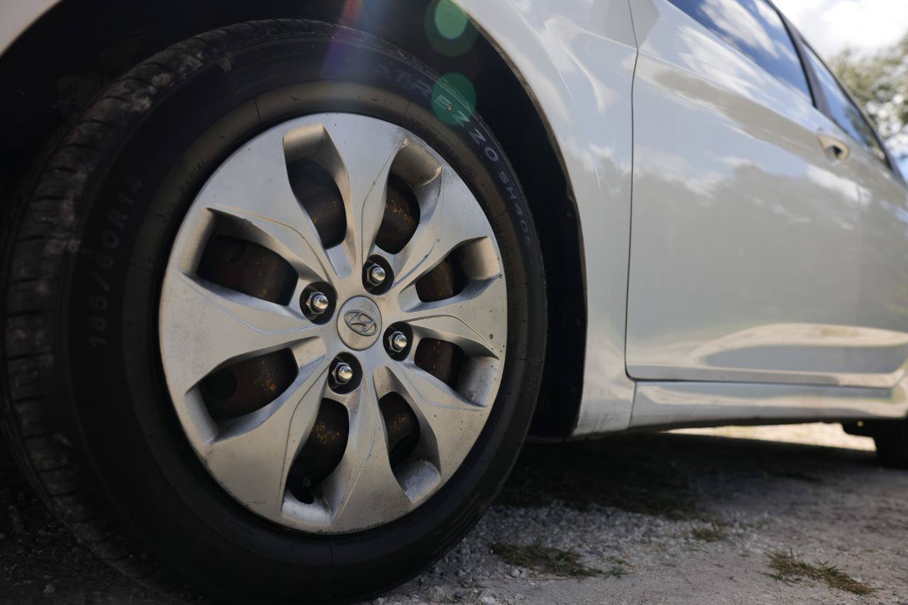 Used 2017 Hyundai Accent SE FWD image 29