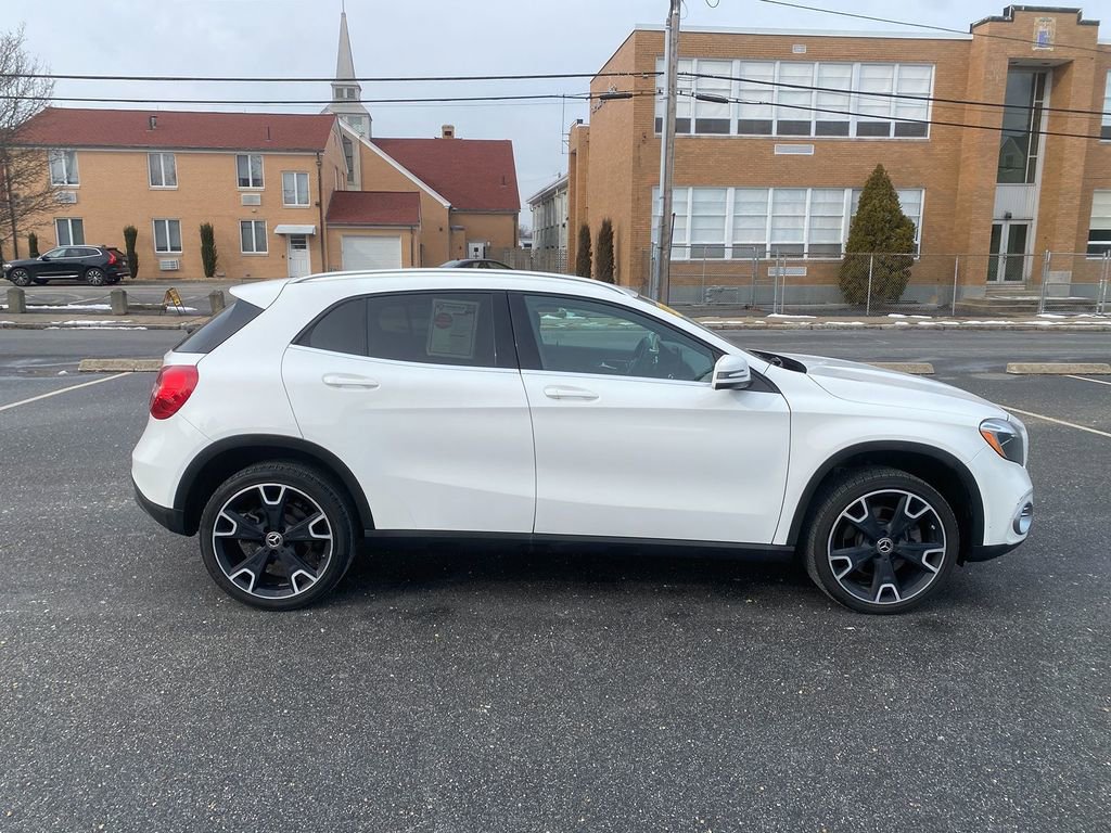 Used 2020 Mercedes-Benz GLA 250 w/ Convenience Package image 4