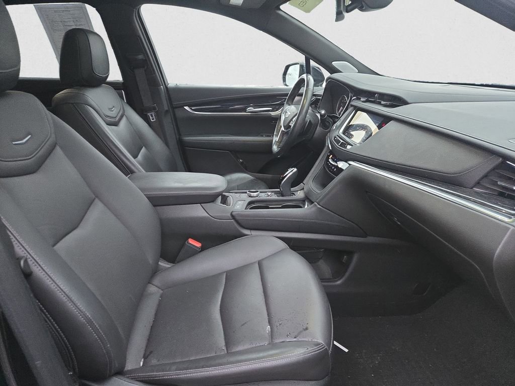 Certified 2023 Cadillac XT5 Premium Luxury image 17