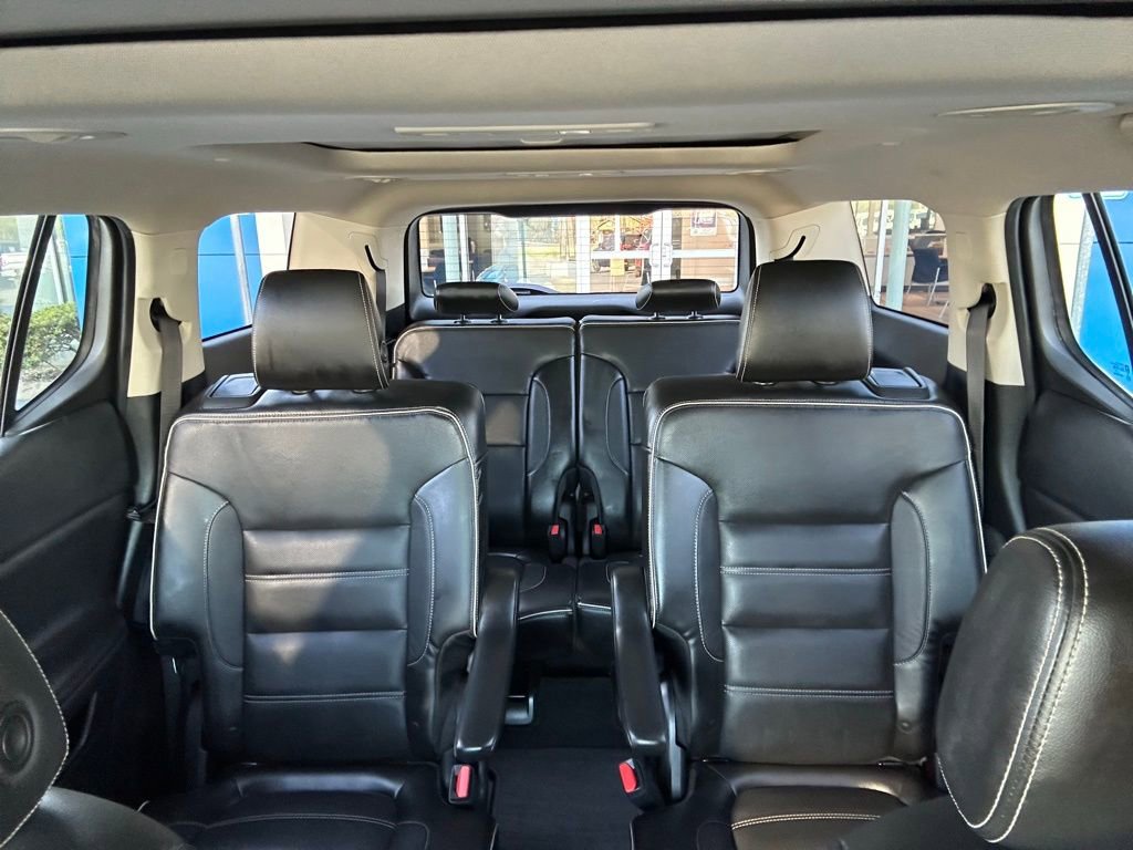 Used 2017 GMC Acadia Denali w/ Technology Package image 27