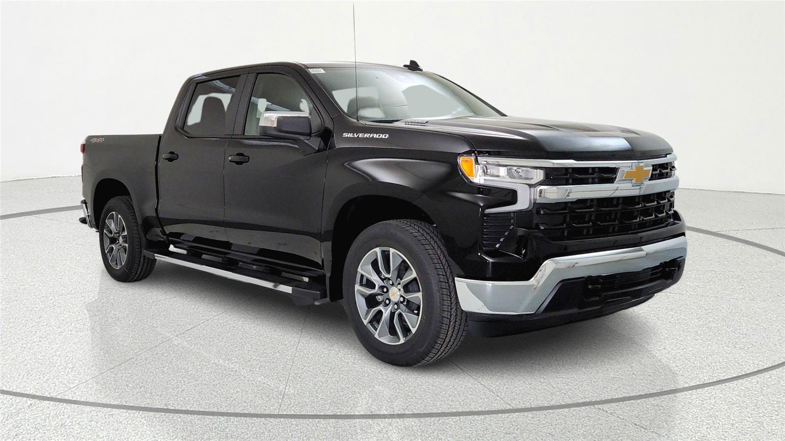 New 2026 Chevrolet Silverado 1500 LT w/ Leather Package AWD/4WD image 1