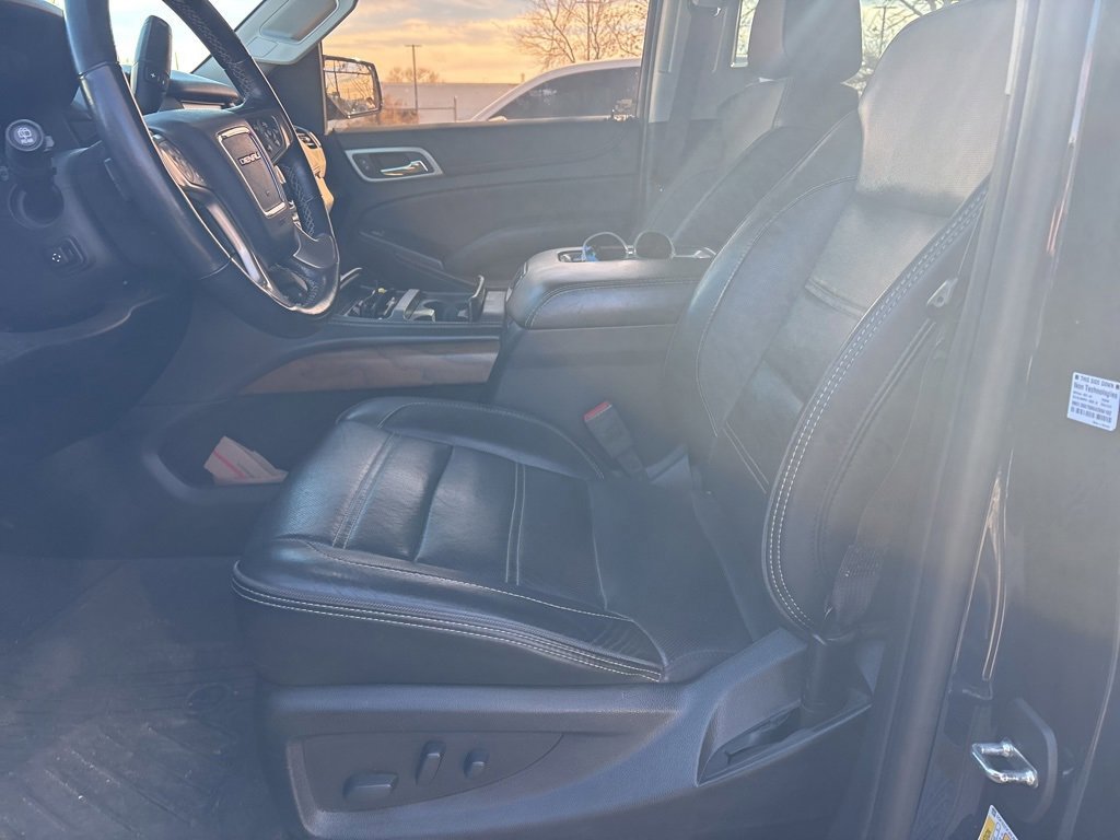 Used 2020 GMC Yukon Denali w/ Open Road Package image 7