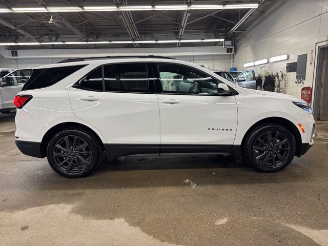 Used 2023 Chevrolet Equinox RS image 7