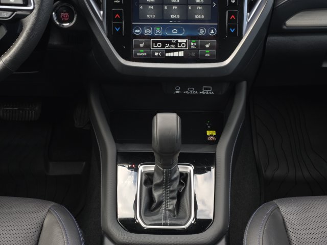 Used 2025 Subaru Forester Limited AWD/4WD image 20