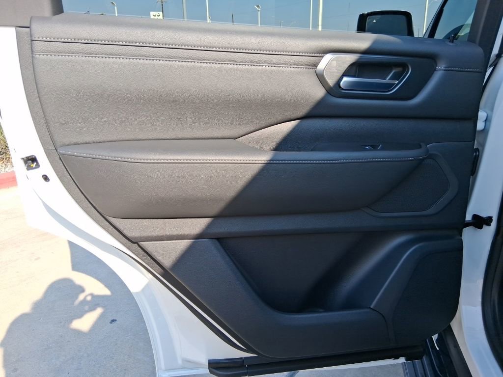 New 2026 Nissan Armada SV image 23