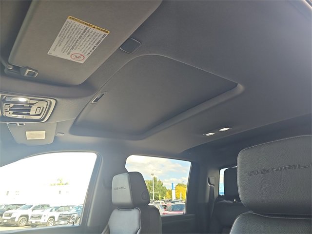 Used 2021 GMC Sierra 2500 Denali w/ Denali Ultimate Package image 15