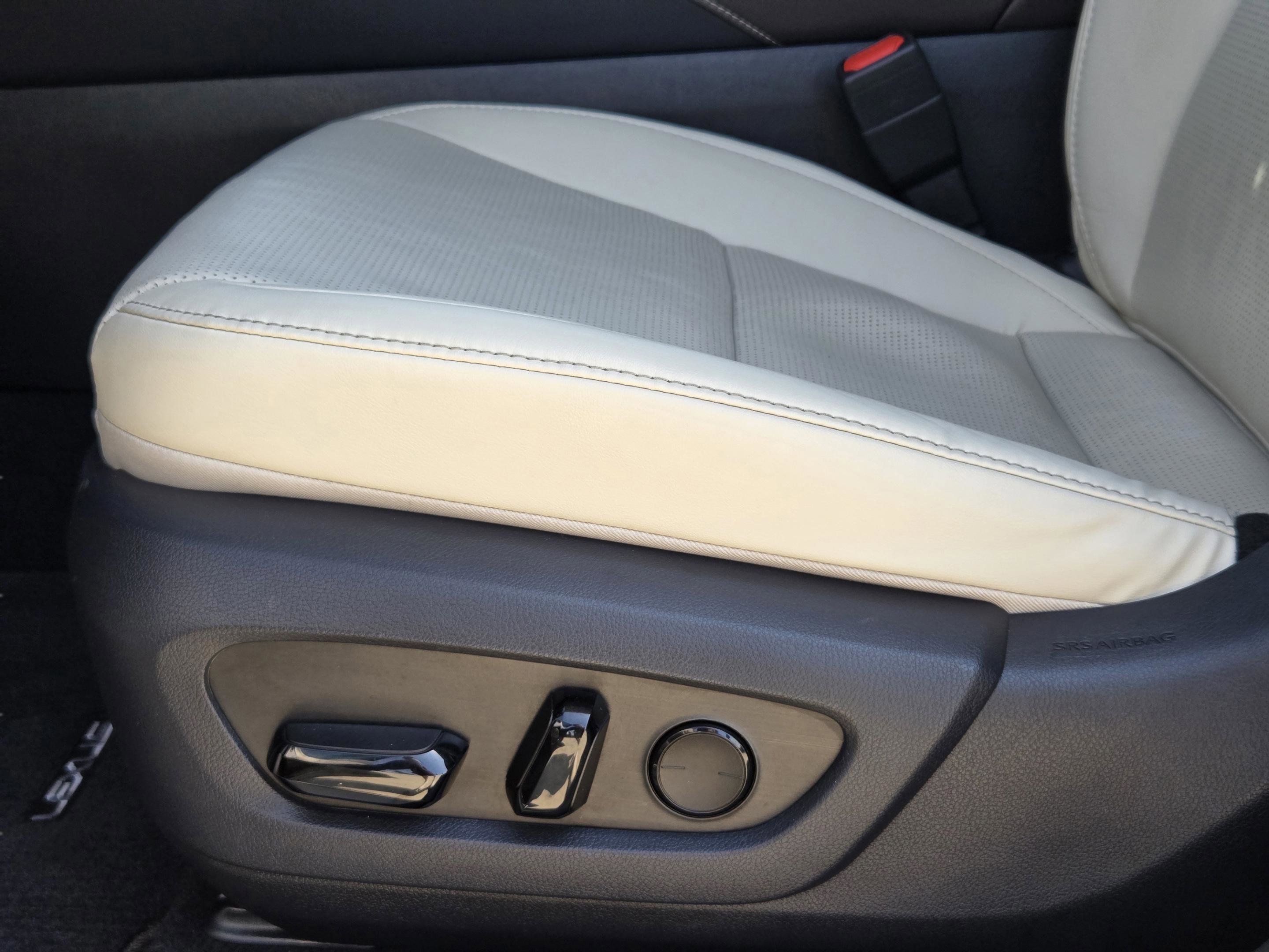 Used 2024 Lexus RX 350 Premium Plus w/ Convenience Package image 17