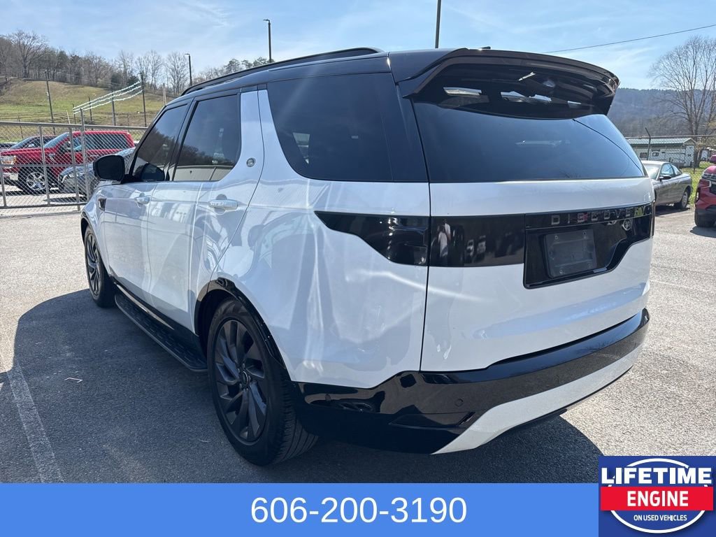 Used 2023 Land Rover Discovery S R-Dynamic image 8