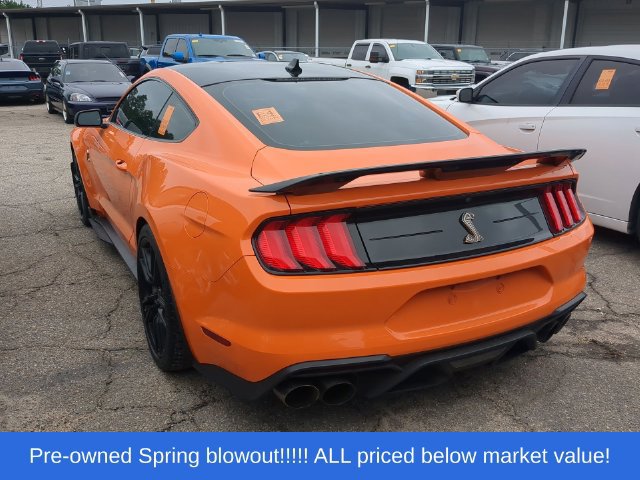 Used 2021 Ford Mustang Shelby GT500 w/ Technology Package RWD image 2