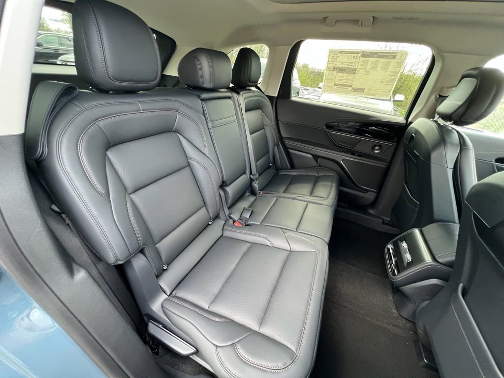 New 2026 Lincoln Nautilus Premier w/ Equipment Group 102A AWD/4WD image 22