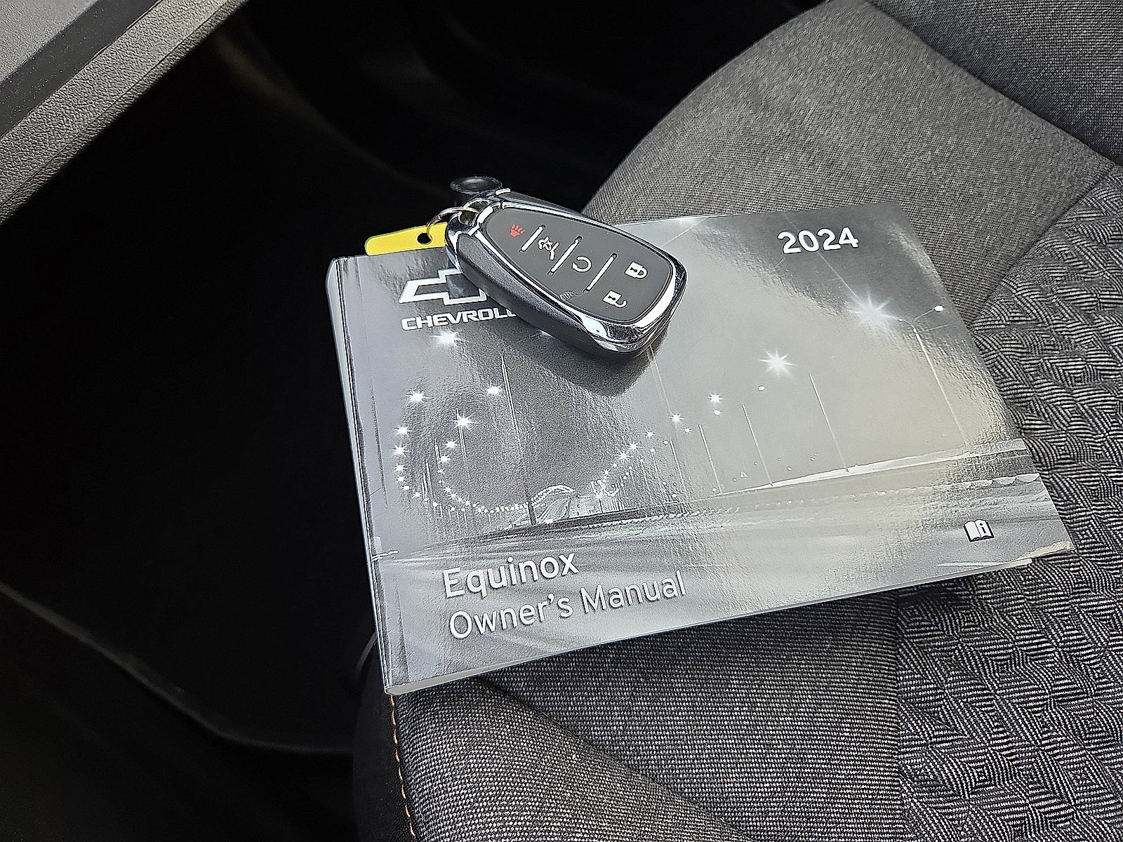 Used 2024 Chevrolet Equinox LT image 38