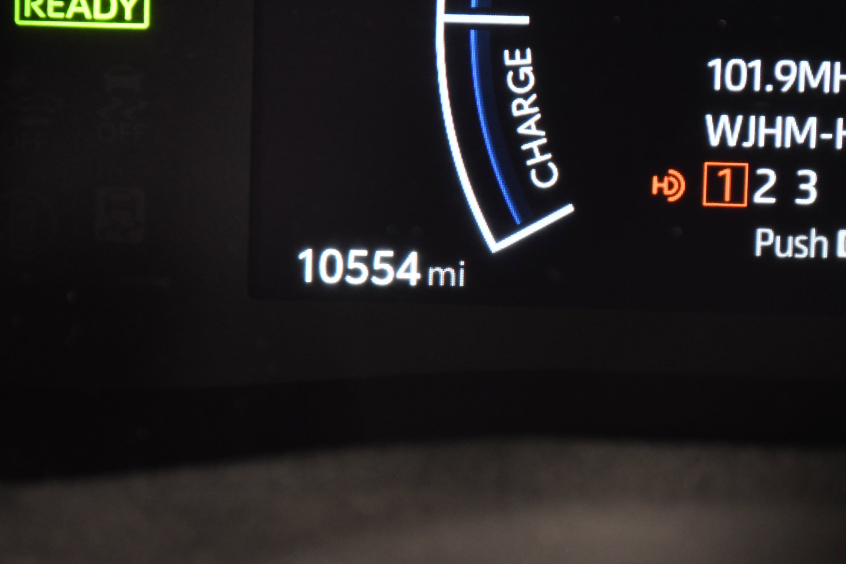 Used 2025 Toyota Camry LE image 15