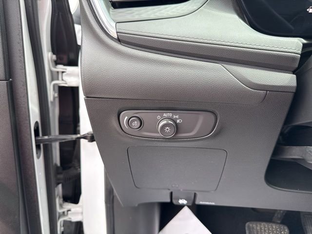 Used 2024 Buick Encore GX Preferred FWD image 19