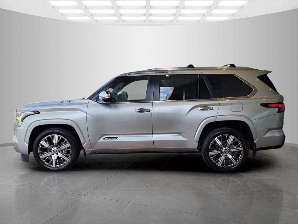 Used 2024 Toyota Sequoia Capstone image 8