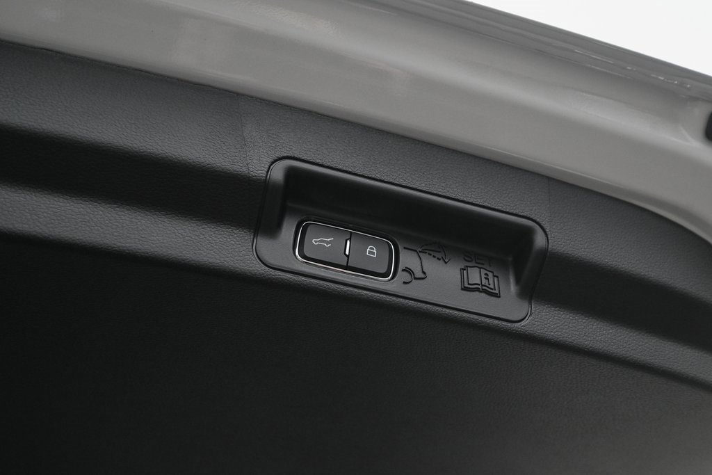 New 2026 Ford Explorer Platinum w/ LUX Leather Package image 15