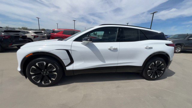 Used 2024 Chevrolet Blazer EV RS image 5