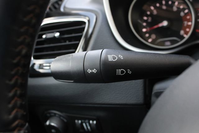 Used 2021 Jeep Compass Limited w/ Sun and Sound Group AWD/4WD image 12