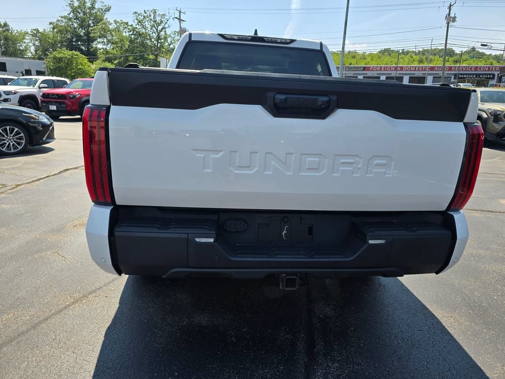 Used 2023 Toyota Tundra SR5 w/ SR5 Convenience Package AWD/4WD image 6