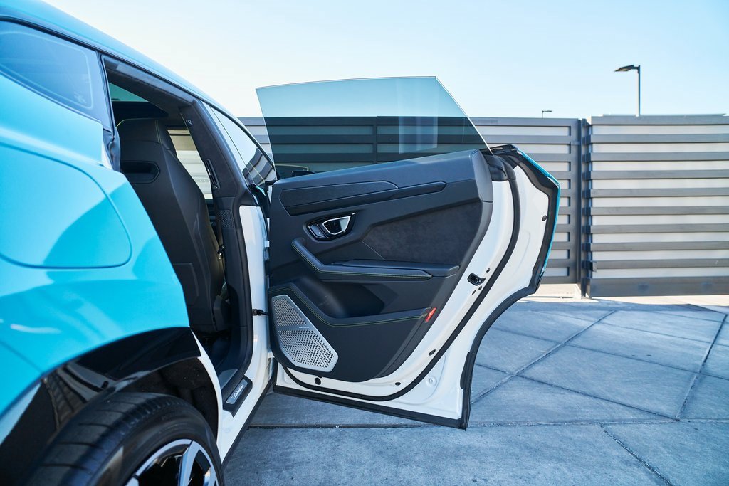 Used 2021 Lamborghini Urus image 23