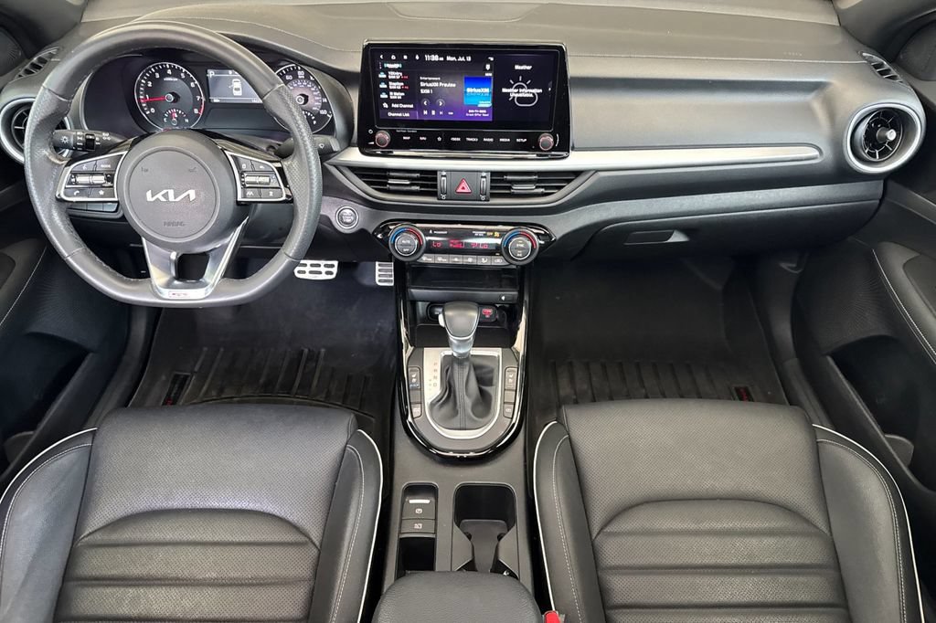 Used 2024 Kia Forte GT-Line w/ GT-Line Premium Package FWD image 13
