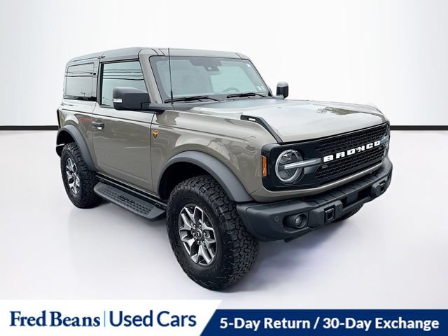 Certified 2025 Ford Bronco Badlands AWD/4WD image 1