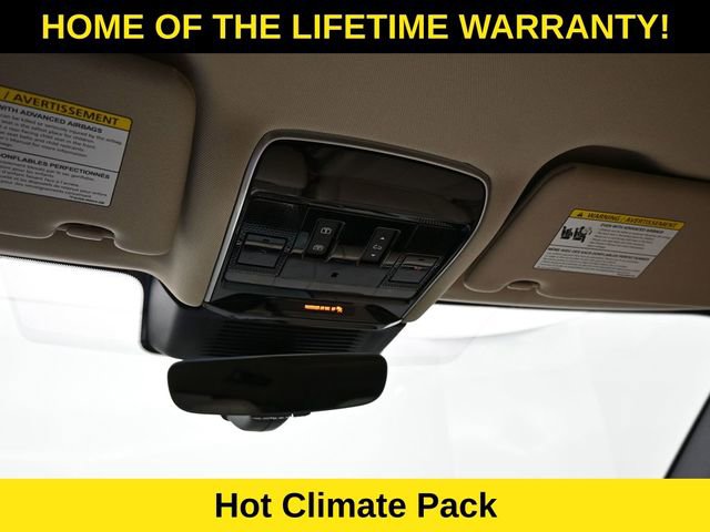 Used 2023 Land Rover Range Rover SE image 20