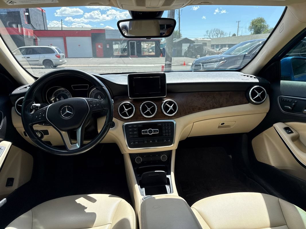Used 2015 Mercedes-Benz GLA 250 4MATIC image 11