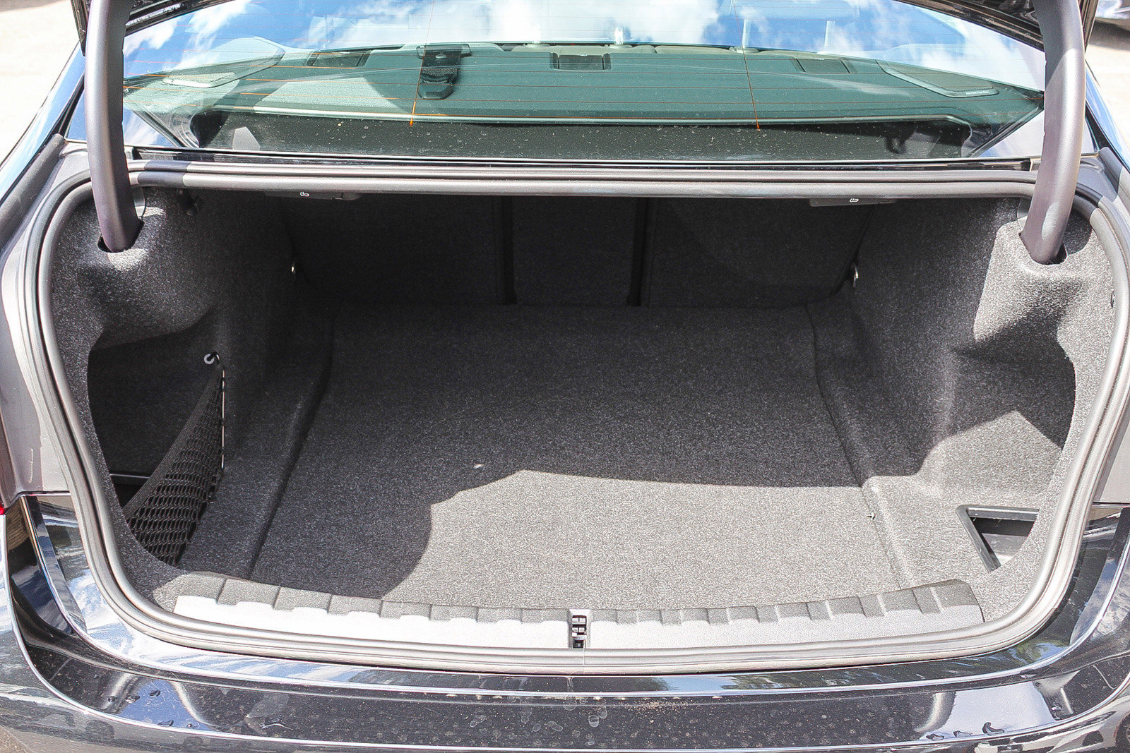 Certified 2025 BMW 330i Sedan image 26