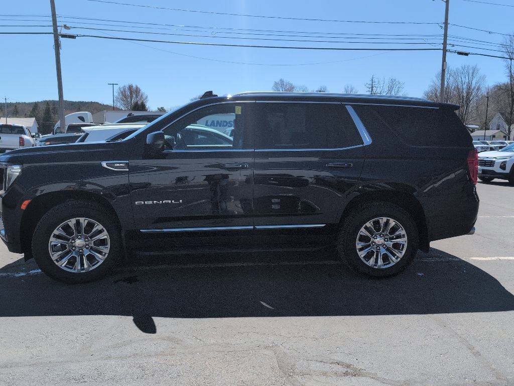 Certified 2023 GMC Yukon Denali w/ Advanced Technology Package AWD/4WD image 3