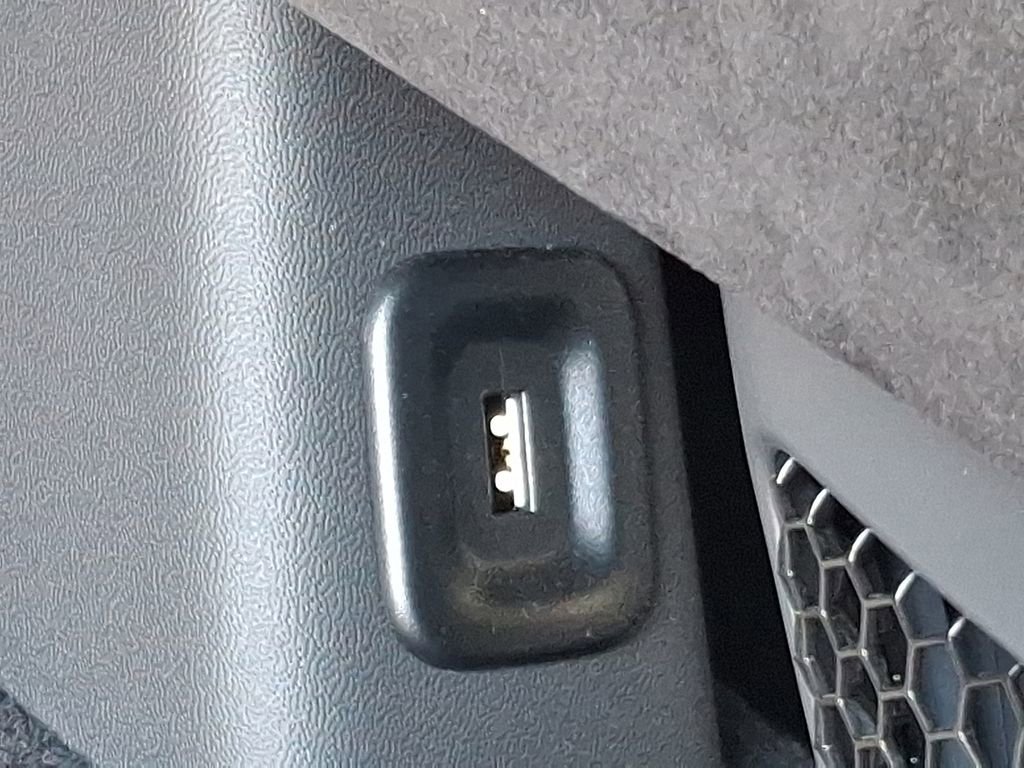 Used 2025 Lotus Emira image 24