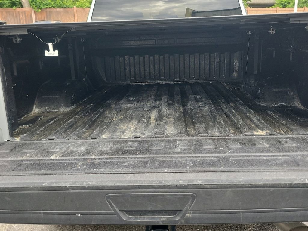 Used 2025 Chevrolet Silverado 2500 Custom w/ Custom Value Package AWD/4WD image 9
