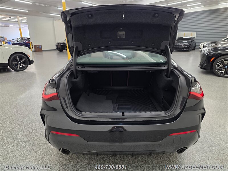 Used 2023 BMW 430i Coupe w/ M Sport Package RWD image 8