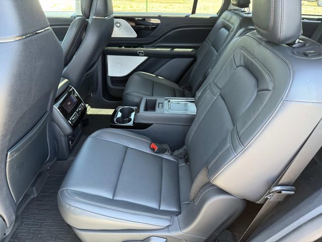 New 2025 Lincoln Aviator Reserve w/ Equipment Group 201A image 25