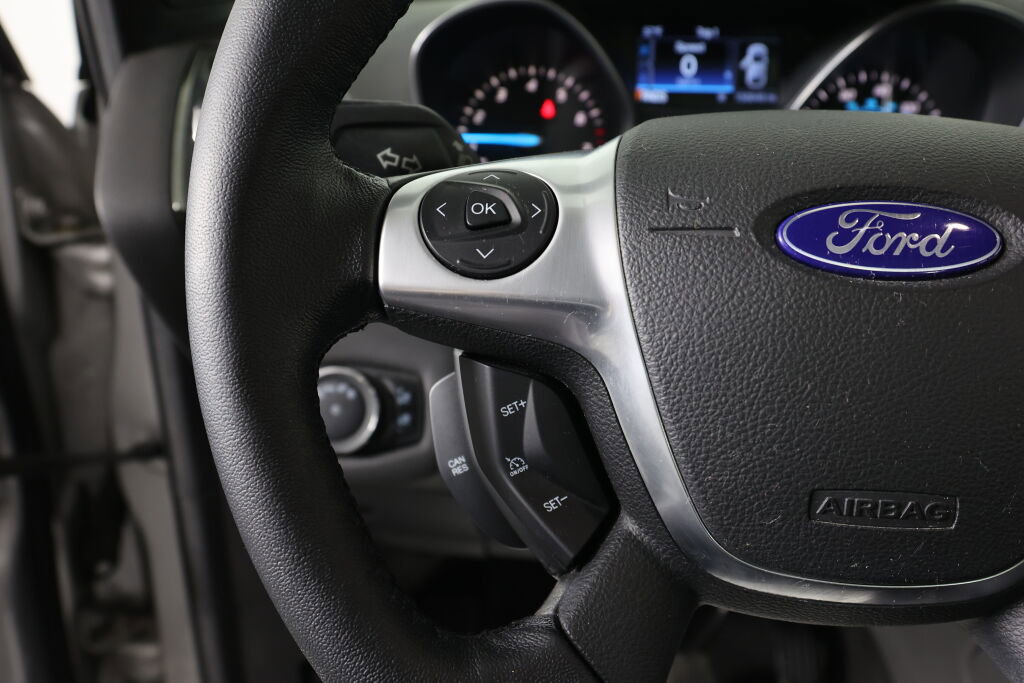 Used 2015 Ford Escape Titanium w/ Equipment Group 301A image 34