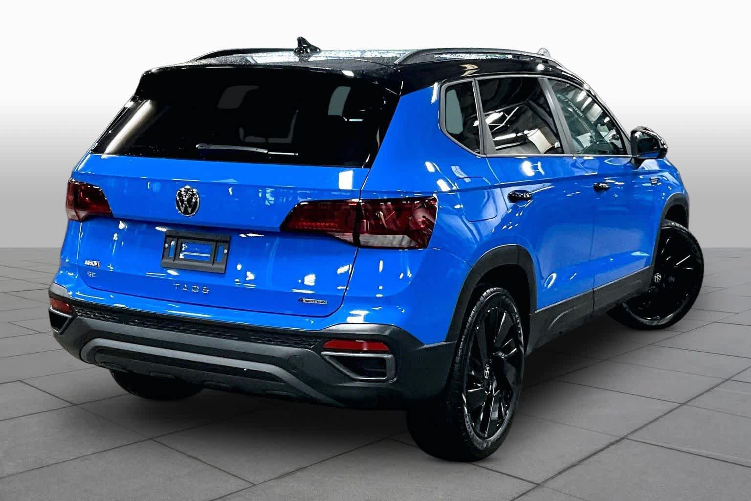 Used 2024 Volkswagen Taos SE AWD/4WD image 13