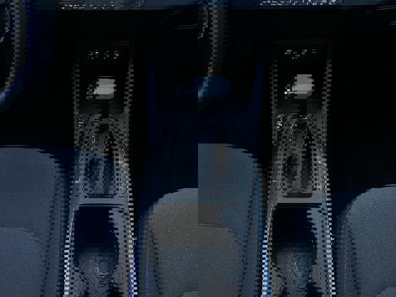 Used 2025 Kia K4 LXS image 14