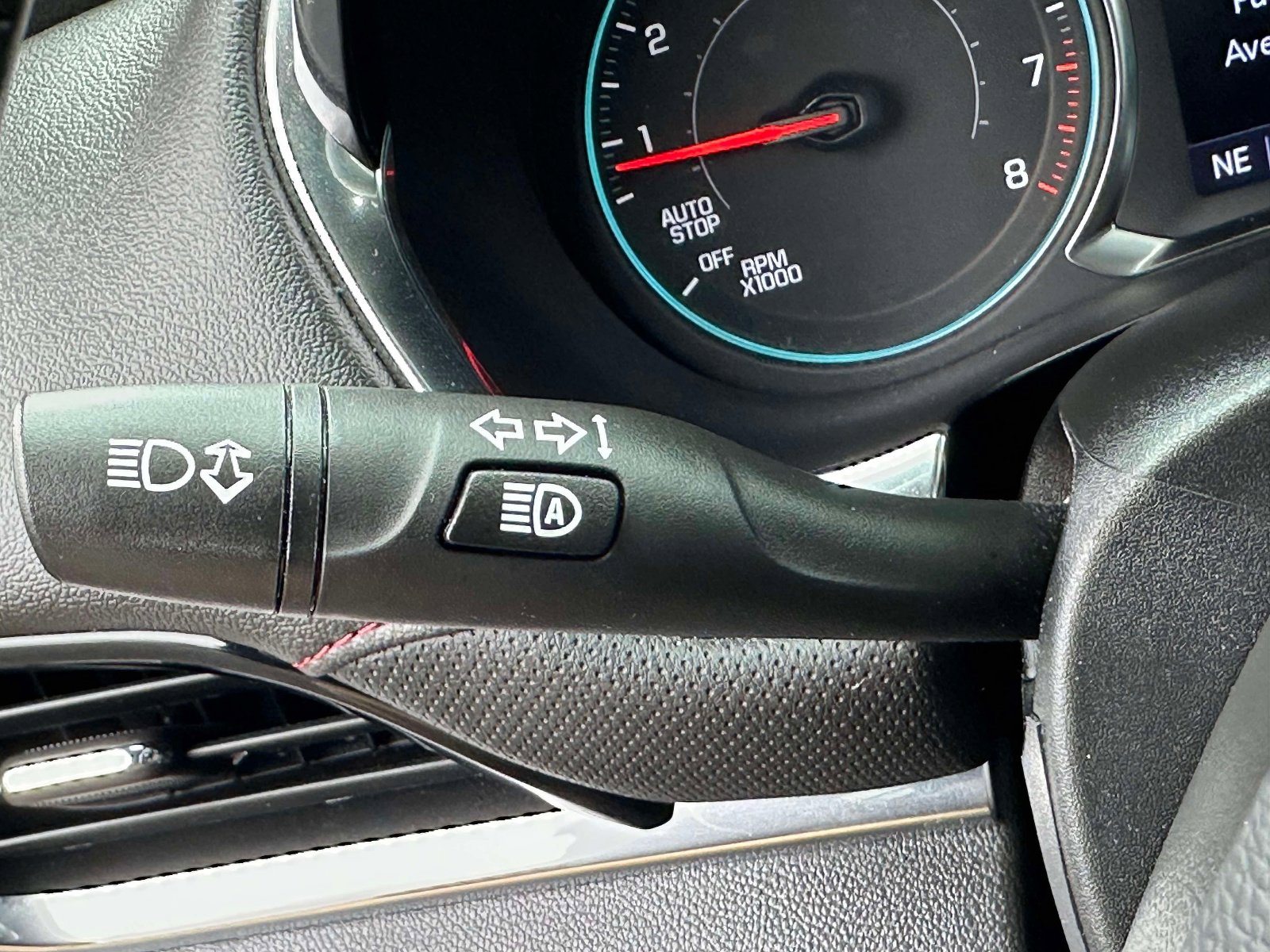 Certified 2023 Chevrolet Traverse RS image 21