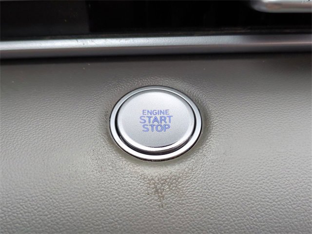 Certified 2022 Hyundai Elantra SEL w/ Preferred Accessory Package image 25