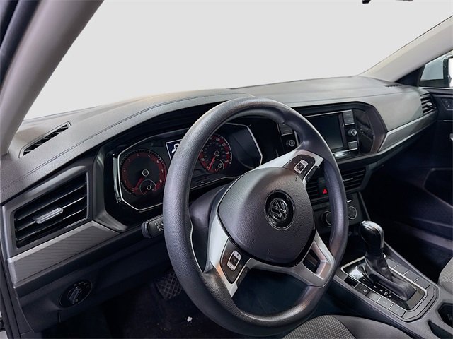 Used 2019 Volkswagen Jetta R-Line image 8