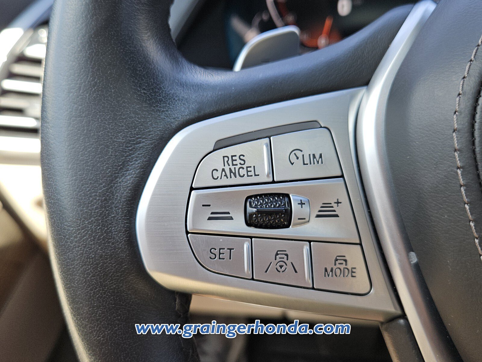 Used 2021 BMW X7 xDrive40i w/ Premium Package image 20