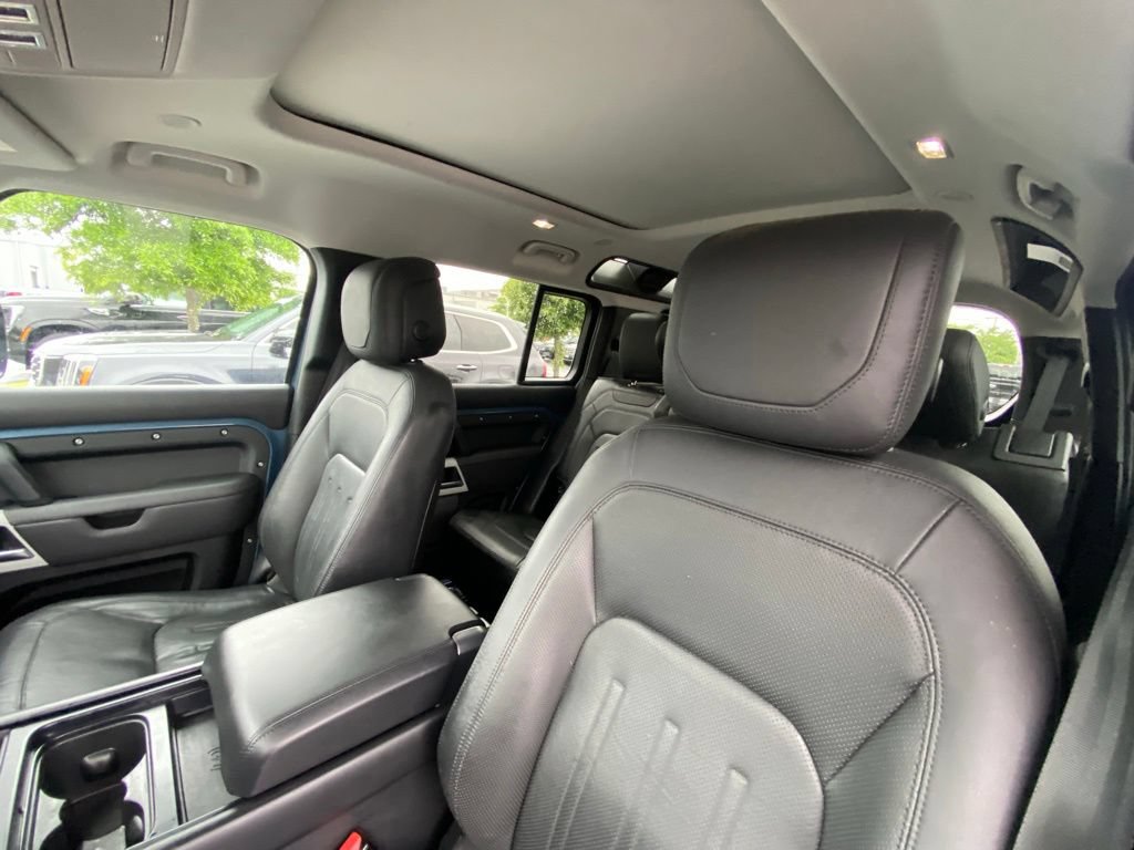 Used 2020 Land Rover Defender 110 HSE AWD/4WD image 21